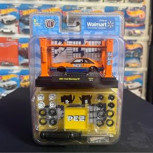 M2 Machines PEZ 1987 Ford Mustang GT Auto Lift 1 of 6850 - 2020 M2 Release